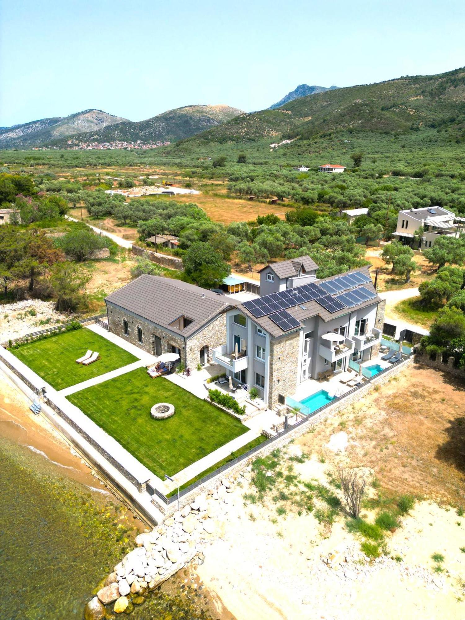Olive & Sea Luxury Suites Skala Sotiros Esterno foto