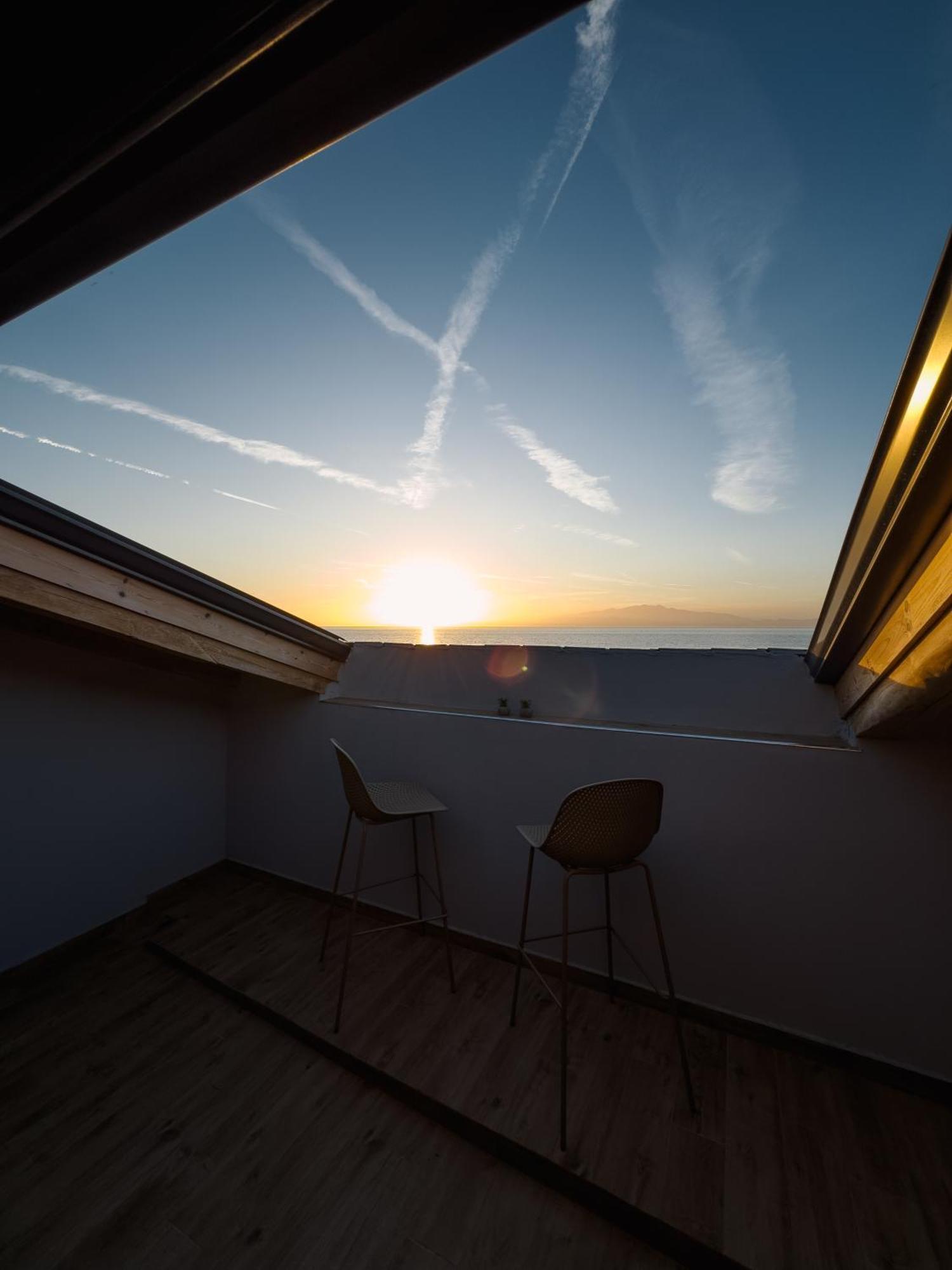 Olive & Sea Luxury Suites Skala Sotiros Esterno foto