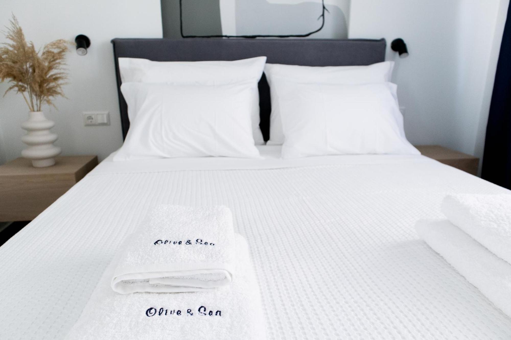 Olive & Sea Luxury Suites Skala Sotiros Esterno foto
