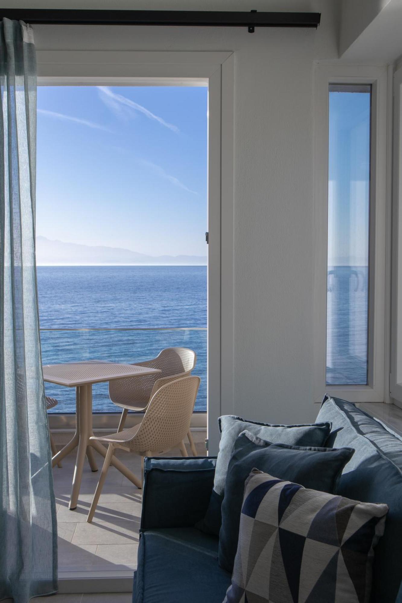 Olive & Sea Luxury Suites Skala Sotiros Esterno foto